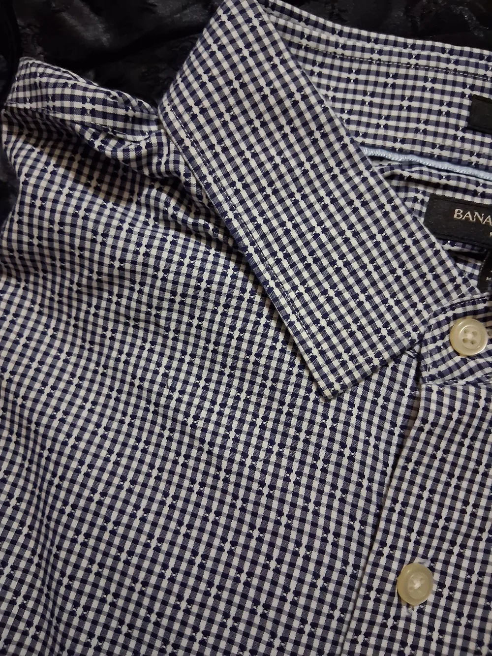 Banana Republic Men's Navy Check Grant Fit Shirt